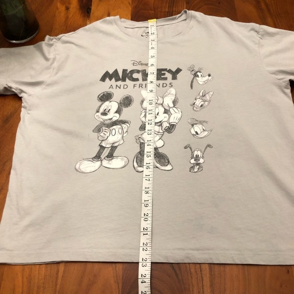 Mickey Mouse Disney Mickey and Friends Gray Graphic Oversized Casual T Shirt Tee - Picture 12 of 14